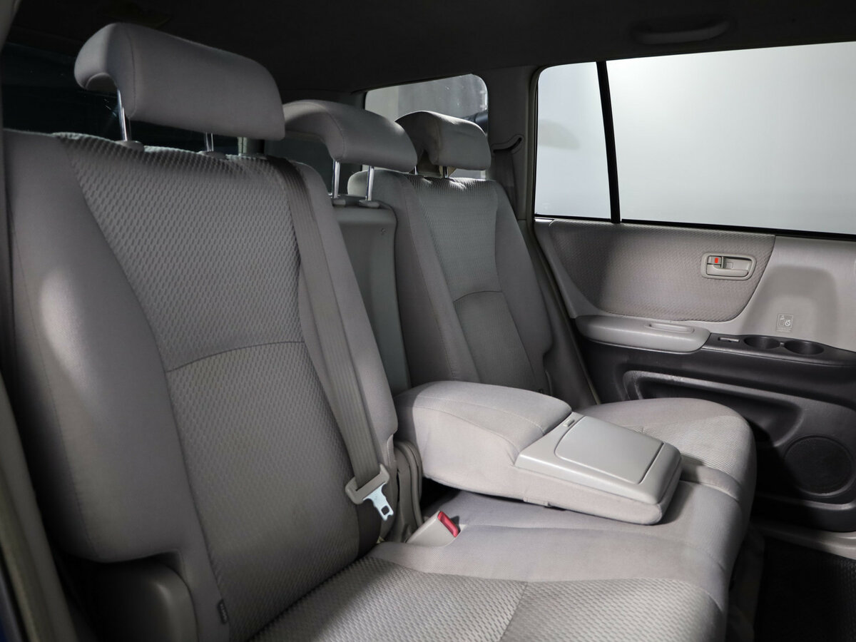 Купить Toyota Highlander с пробегом. Фото: #13