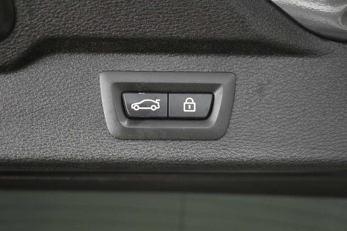Купить BMW X5 с пробегом. Фото: #16