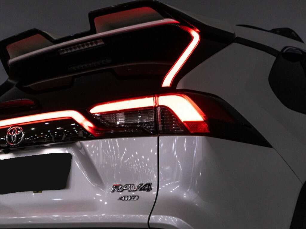 Купить Toyota RAV4 с пробегом. Фото: #25