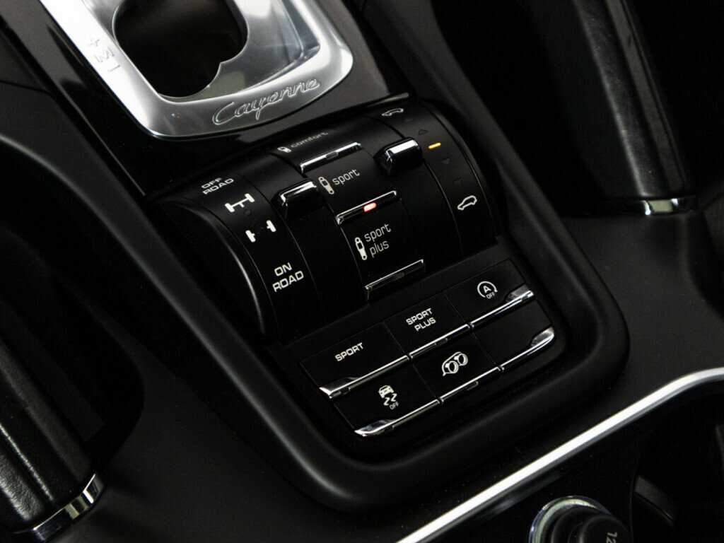 Купить Porsche Cayenne с пробегом. Фото: #20