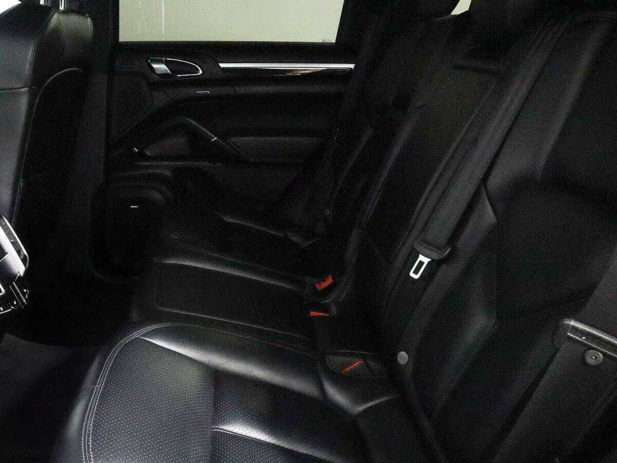 Купить Porsche Cayenne с пробегом. Фото: #6