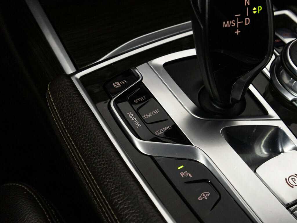 Купить BMW 7 серии с пробегом. Фото: #20