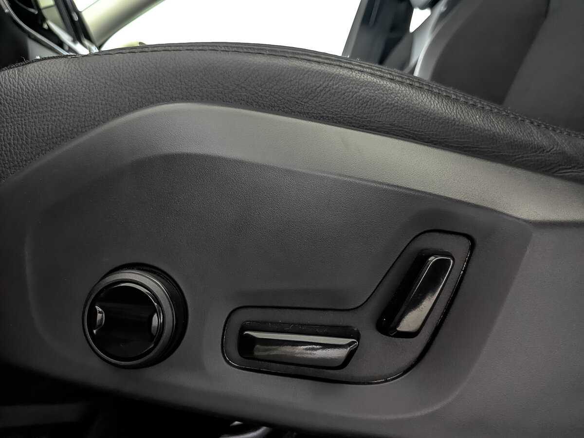 Купить Volvo XC60 с пробегом. Фото: #24
