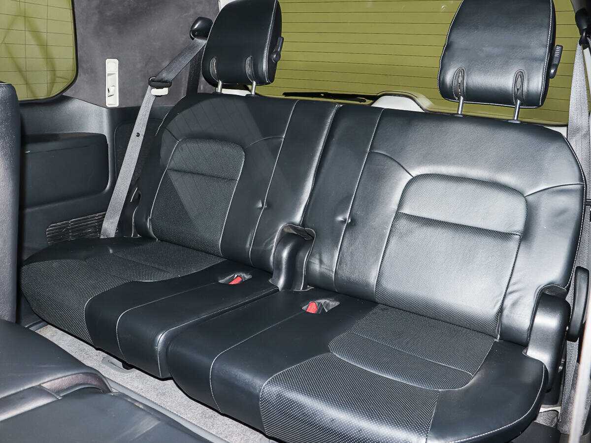 Купить Toyota Land Cruiser с пробегом. Фото: #10