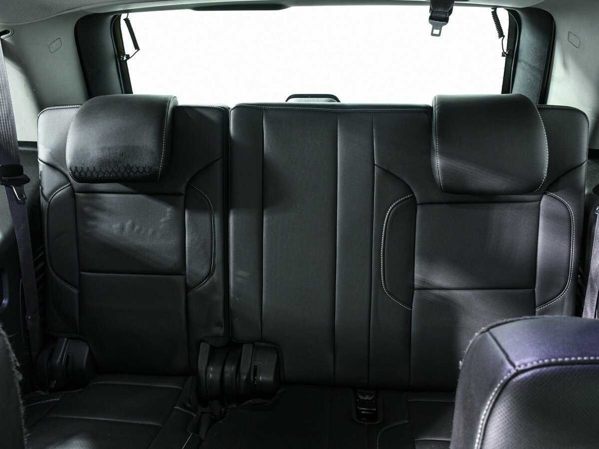 Купить Chevrolet Tahoe с пробегом. Фото: #9