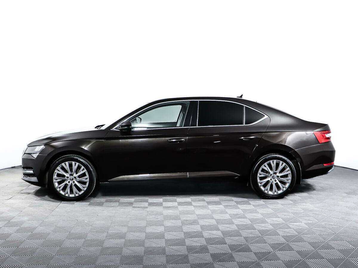 Купить Skoda Superb с пробегом. Фото: #7