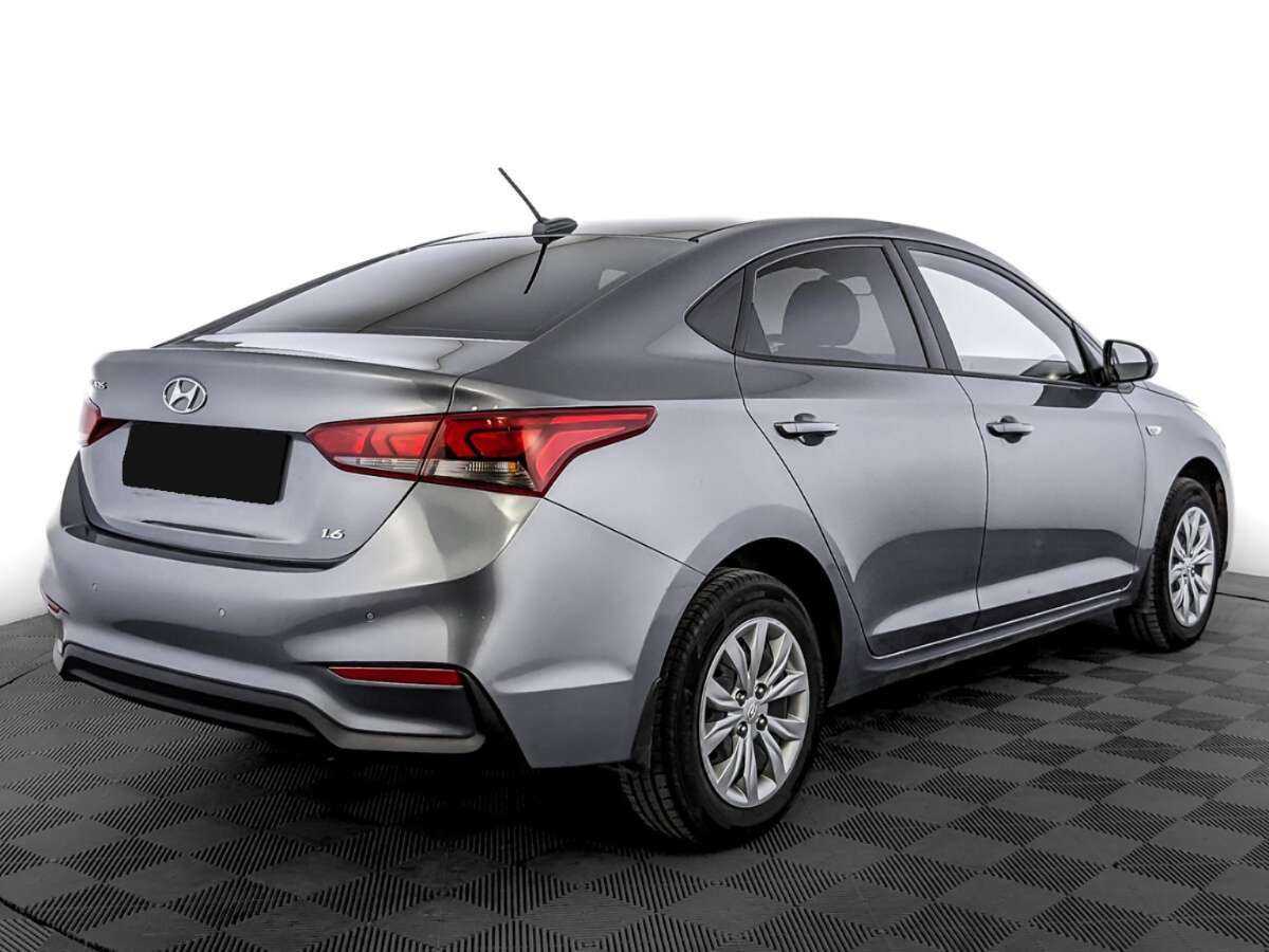 Купить Hyundai Solaris с пробегом. Фото: #4