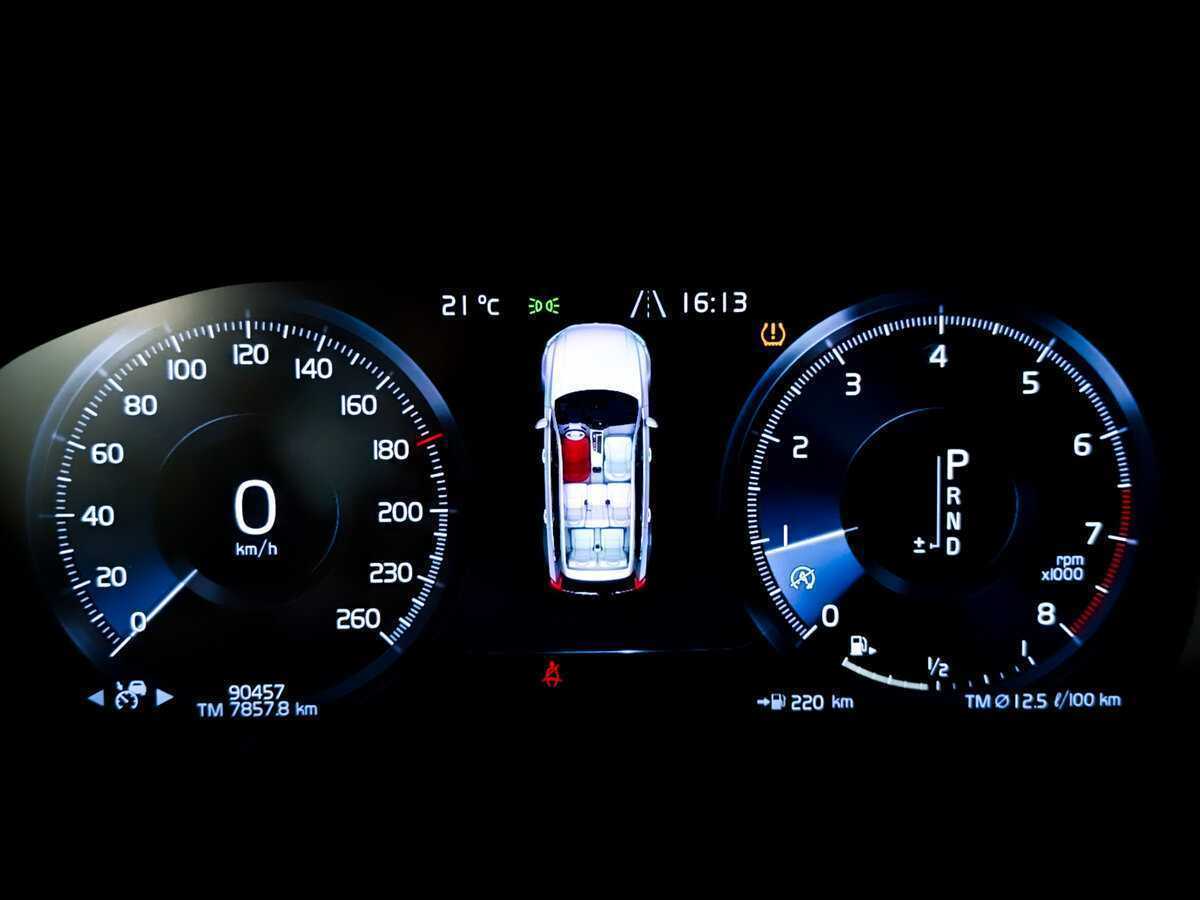 Купить Volvo XC90 с пробегом. Фото: #12