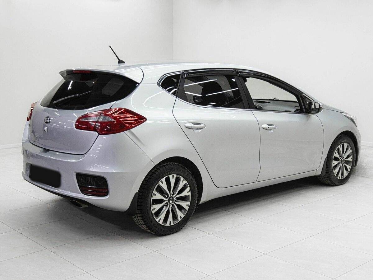 Купить Kia Ceed с пробегом. Фото: #4