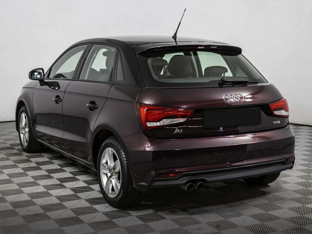 Купить Audi A1 с пробегом. Фото: #6