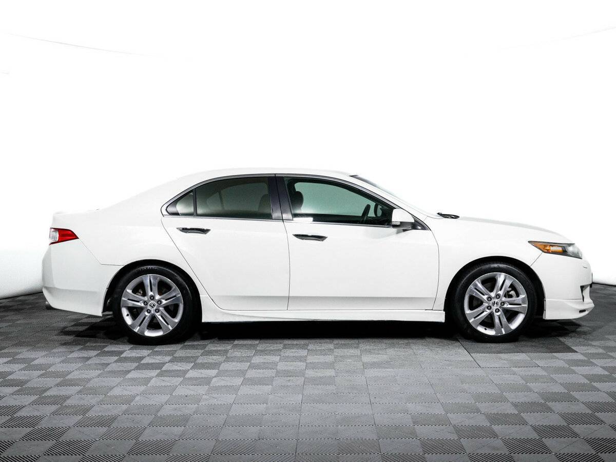 Купить Honda Accord с пробегом. Фото: #3