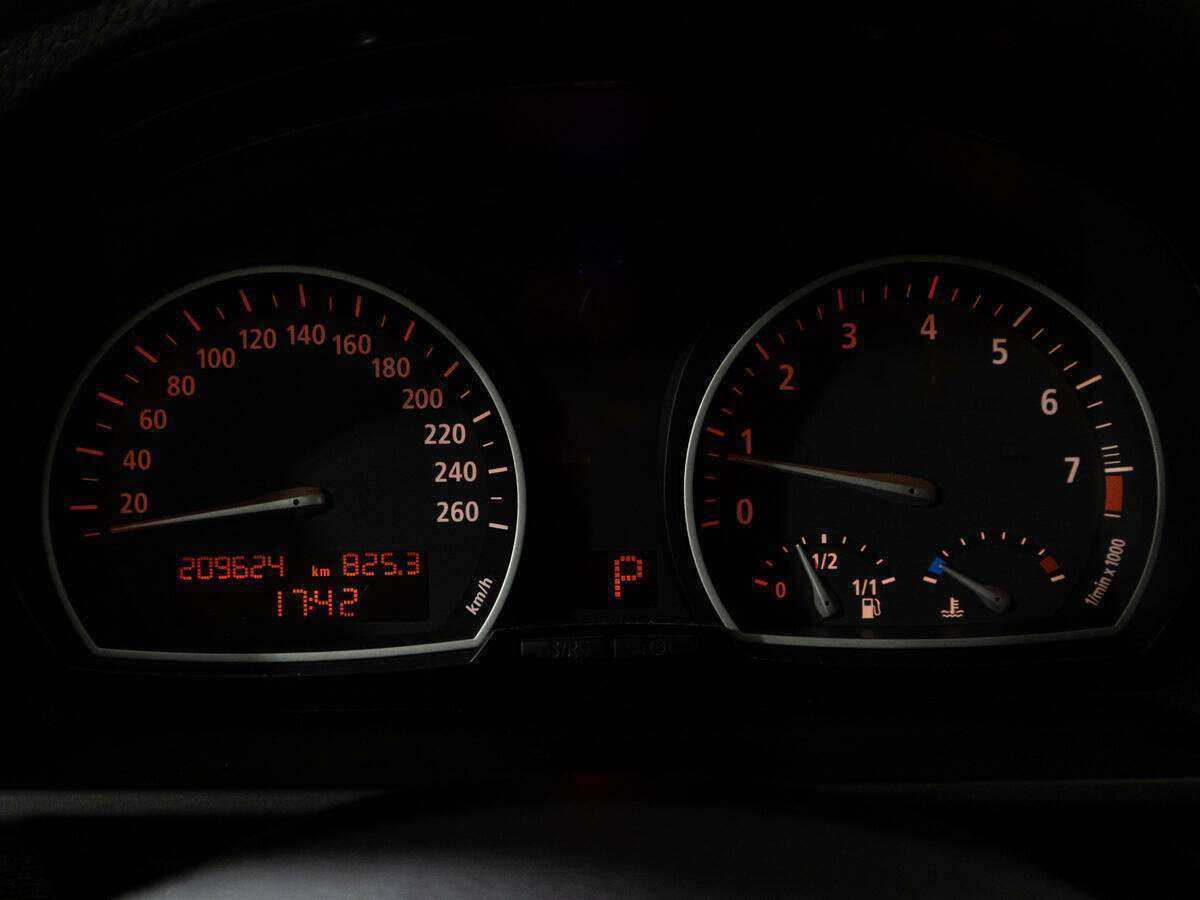 Купить BMW X3 с пробегом. Фото: #11