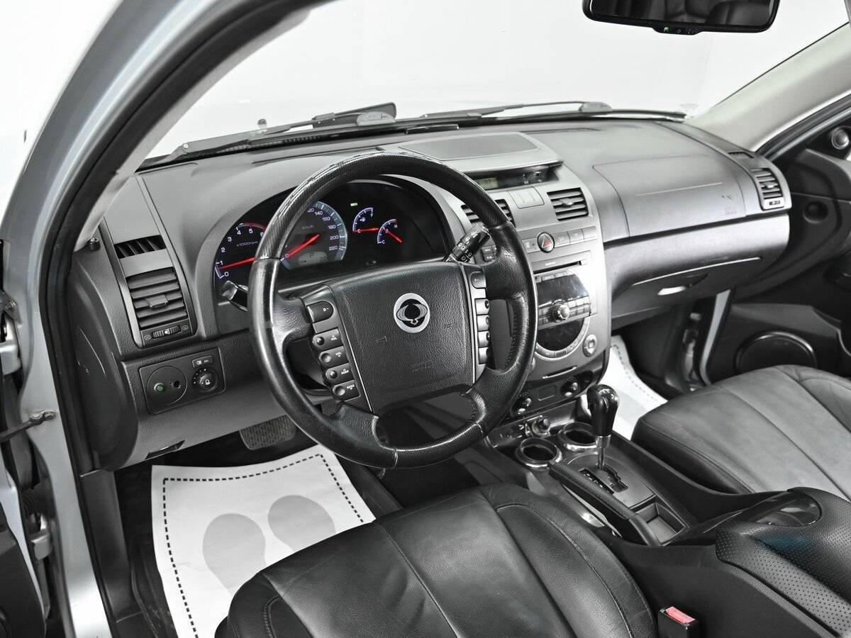 Купить SsangYong Rexton с пробегом. Фото: #6