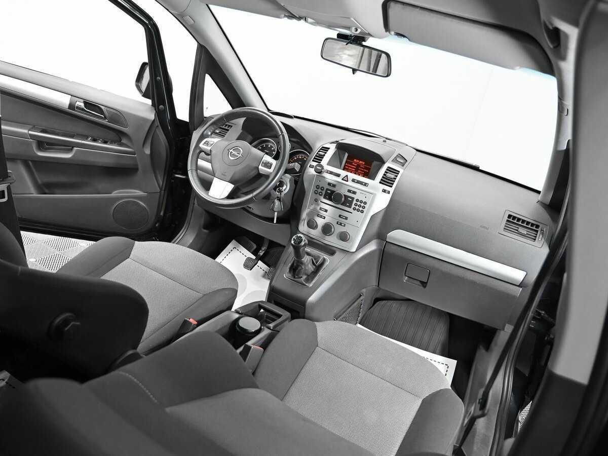 Купить Opel Zafira с пробегом. Фото: #9