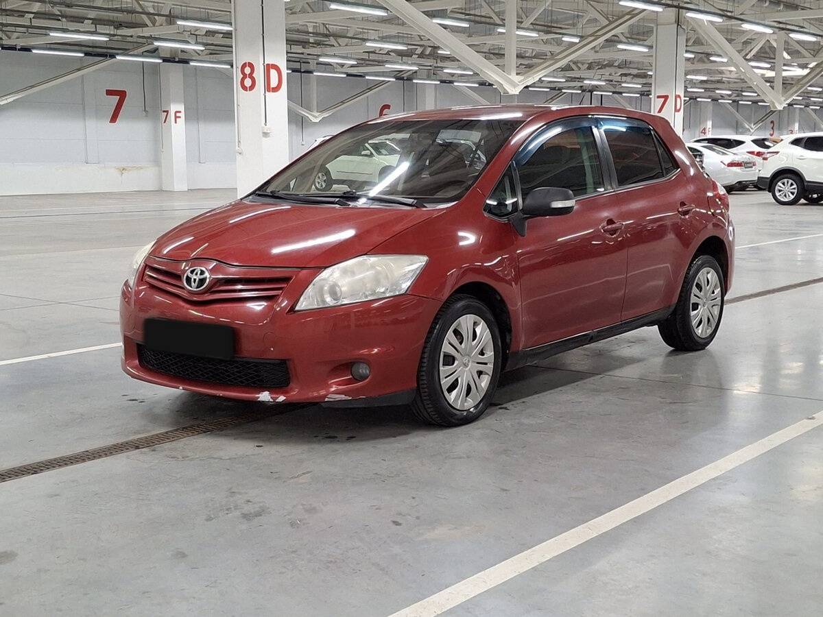 Купить Toyota Auris с пробегом. Фото: #0