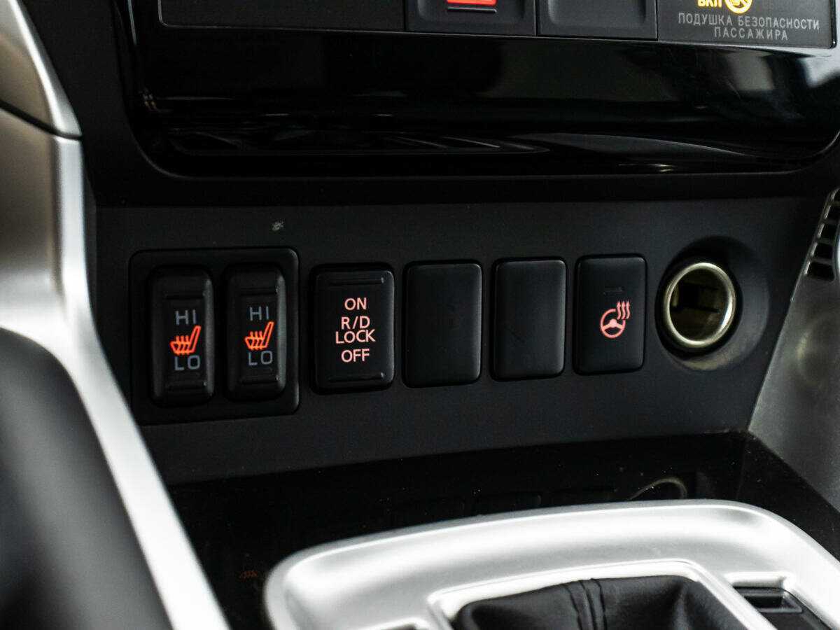 Купить Mitsubishi Pajero Sport с пробегом. Фото: #16