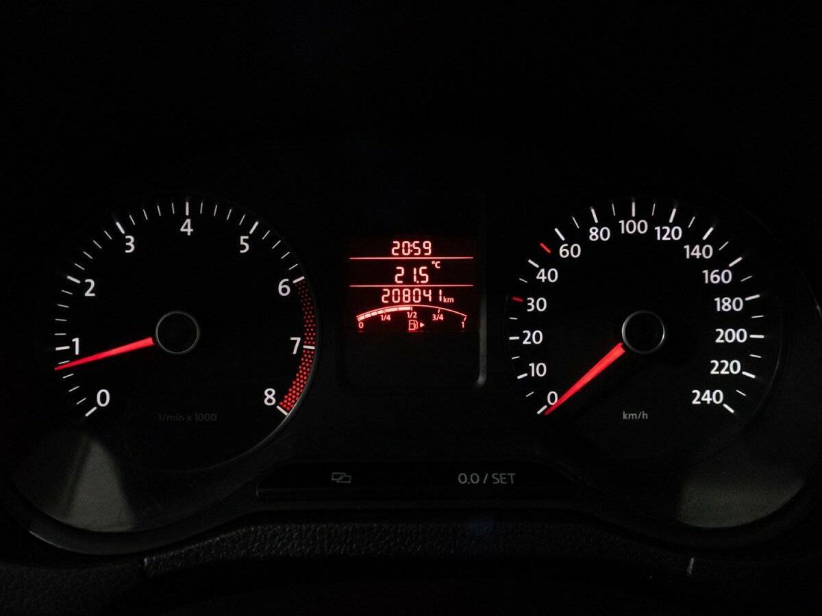 Купить Volkswagen Polo с пробегом. Фото: #11