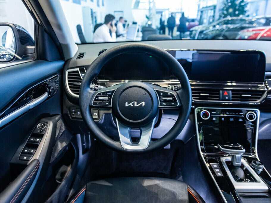 Купить Kia Seltos с пробегом. Фото: #7