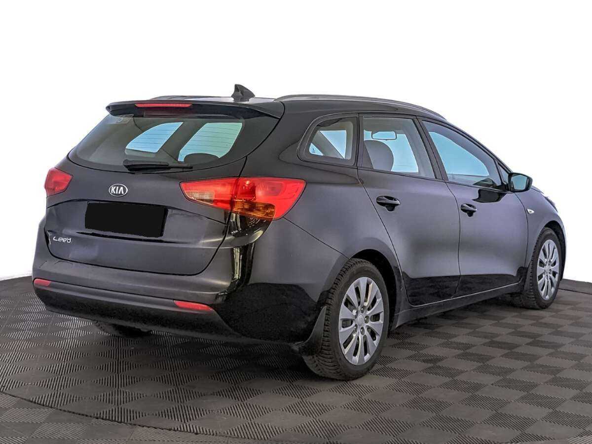 Купить Kia Ceed с пробегом. Фото: #4