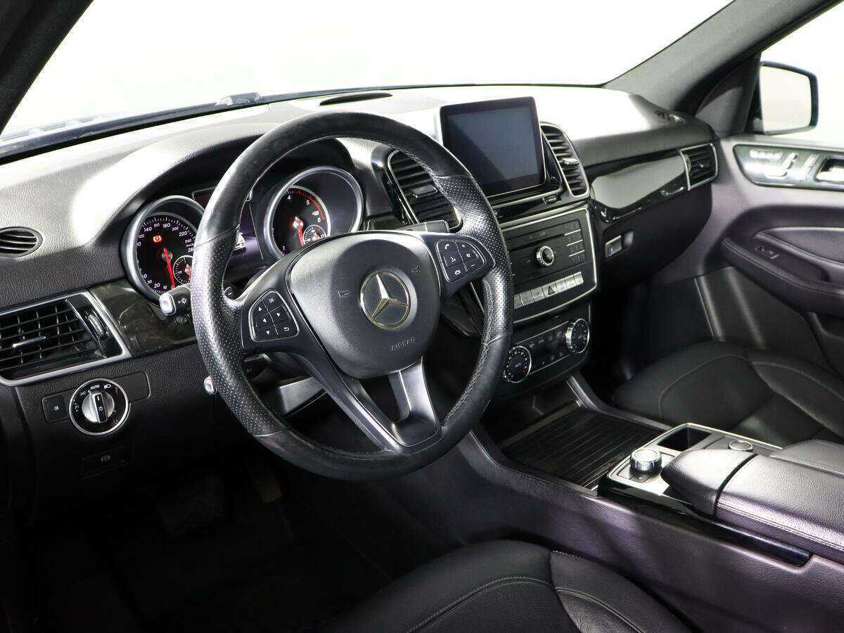 Купить Mercedes-Benz GLE с пробегом. Фото: #10