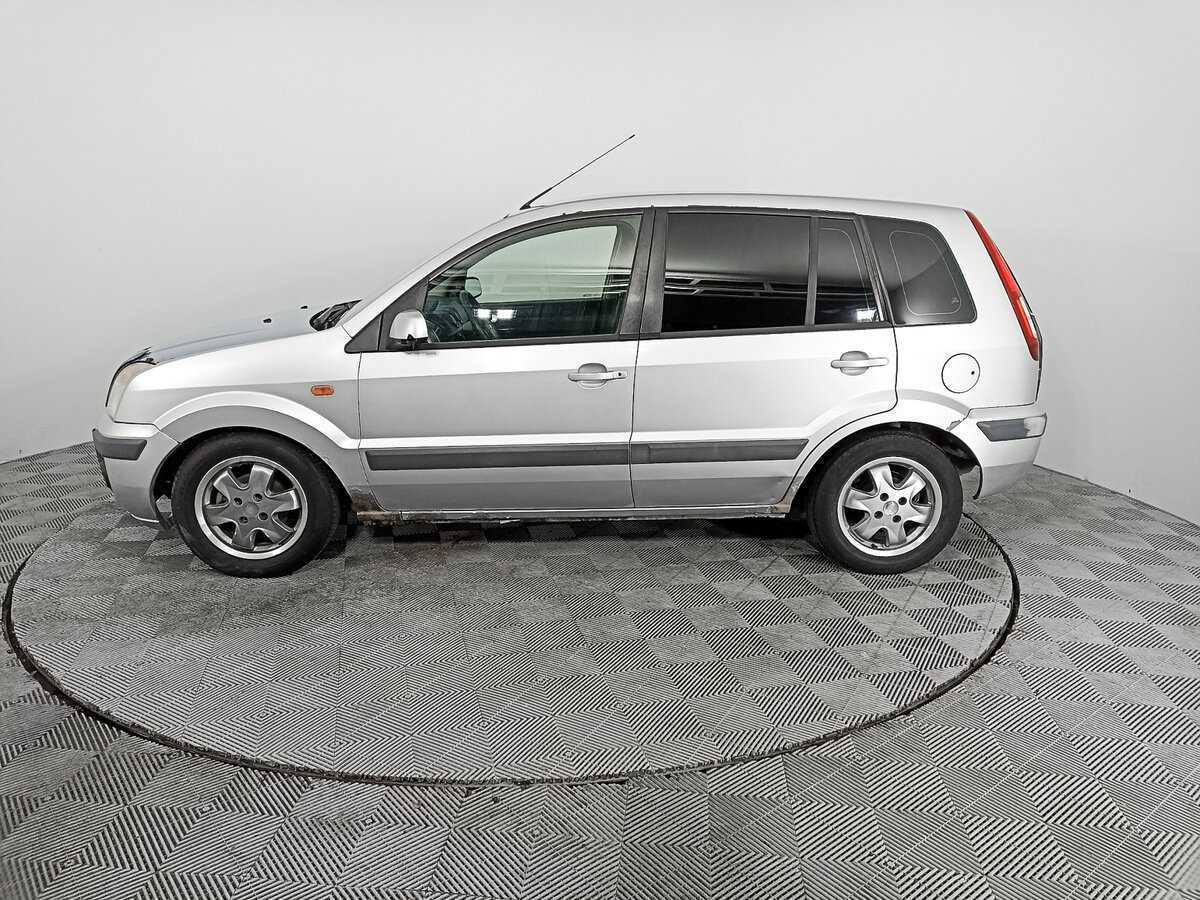 Купить Ford Fusion с пробегом. Фото: #7