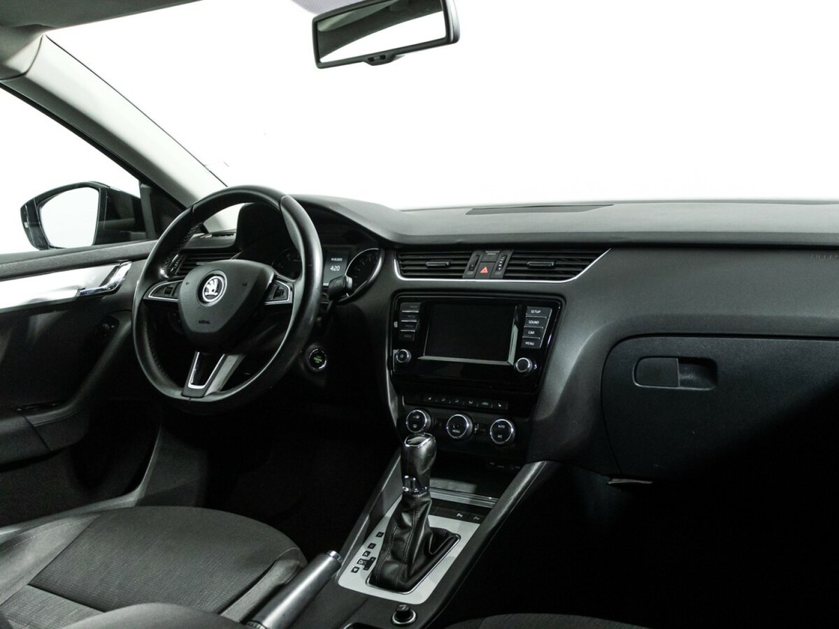 Купить Skoda Octavia с пробегом. Фото: #6