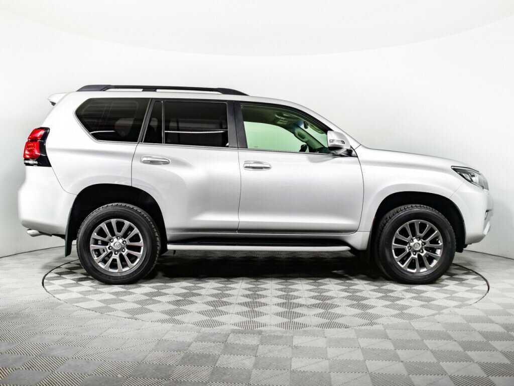 Купить Toyota Land Cruiser Prado с пробегом. Фото: #1