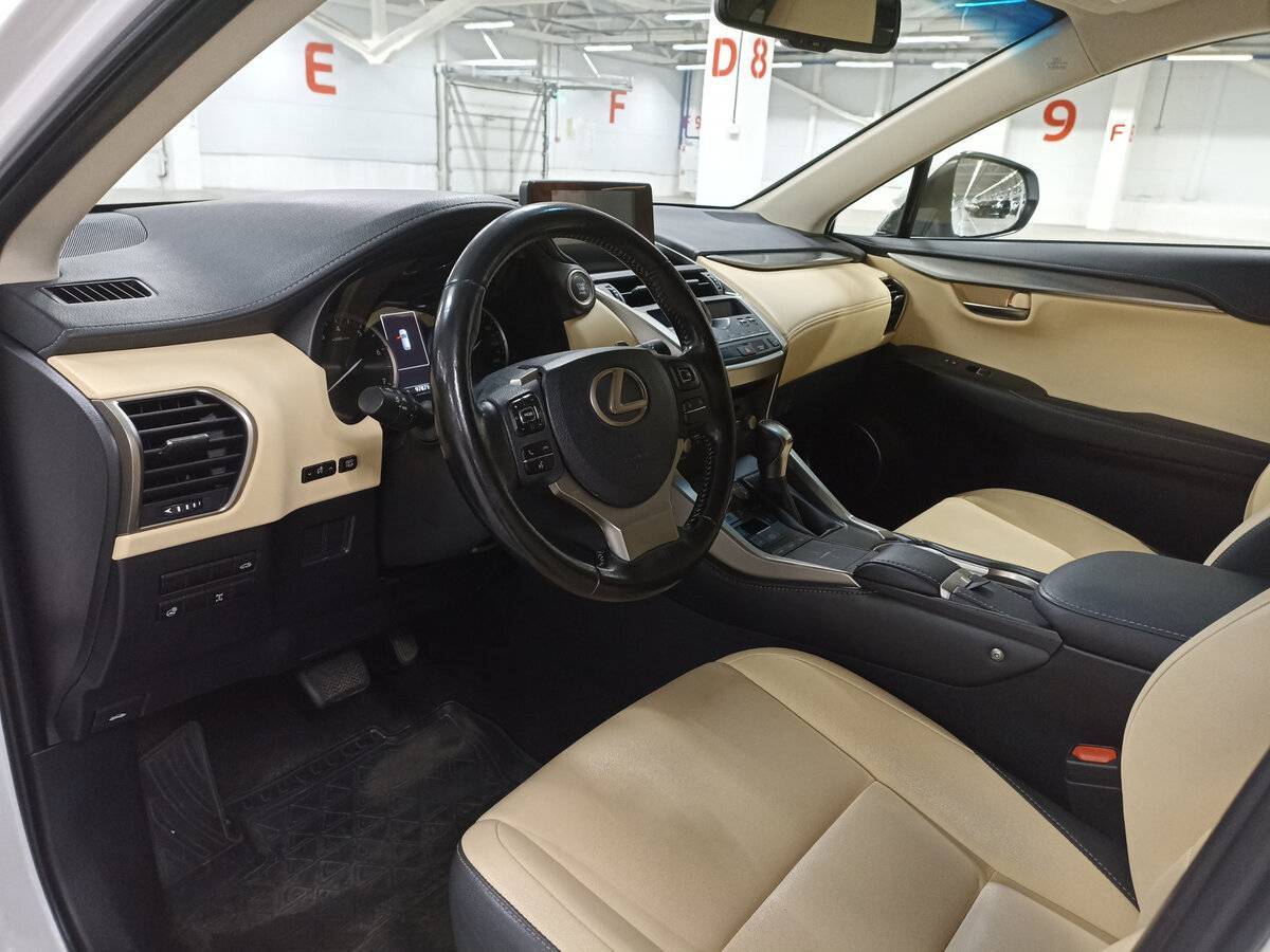 Купить Lexus NX с пробегом. Фото: #15