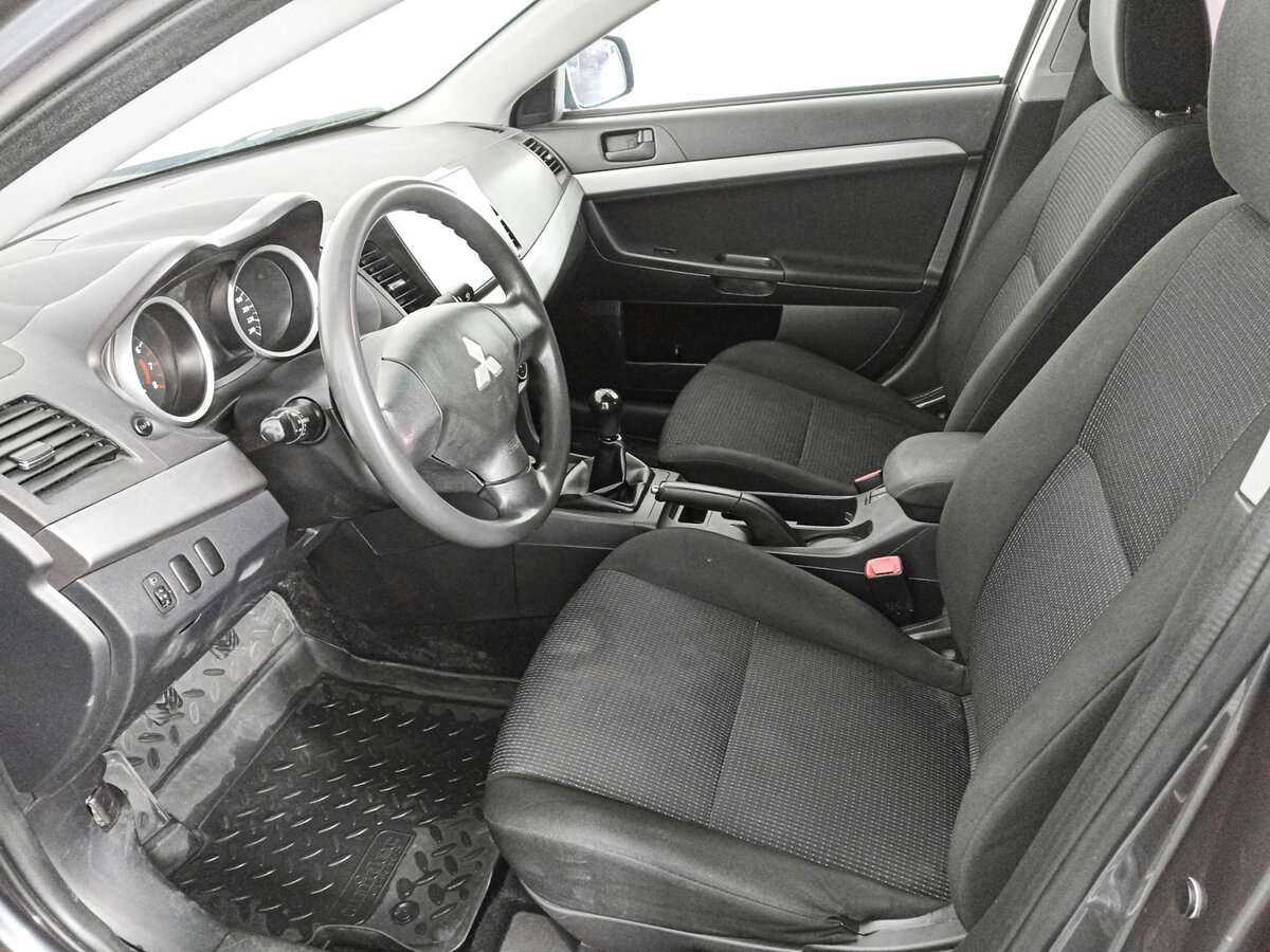 Купить Mitsubishi Lancer с пробегом. Фото: #13
