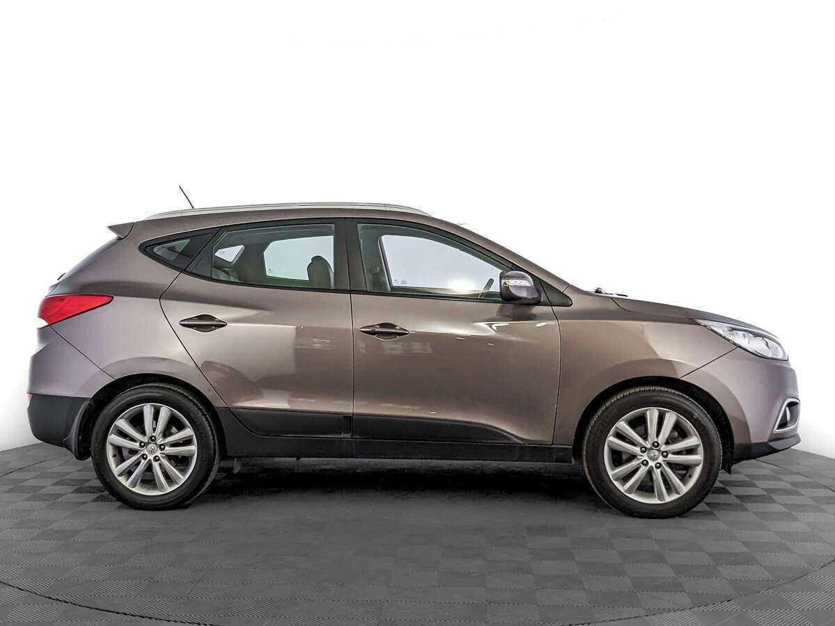 Купить Hyundai ix35 с пробегом. Фото: #3