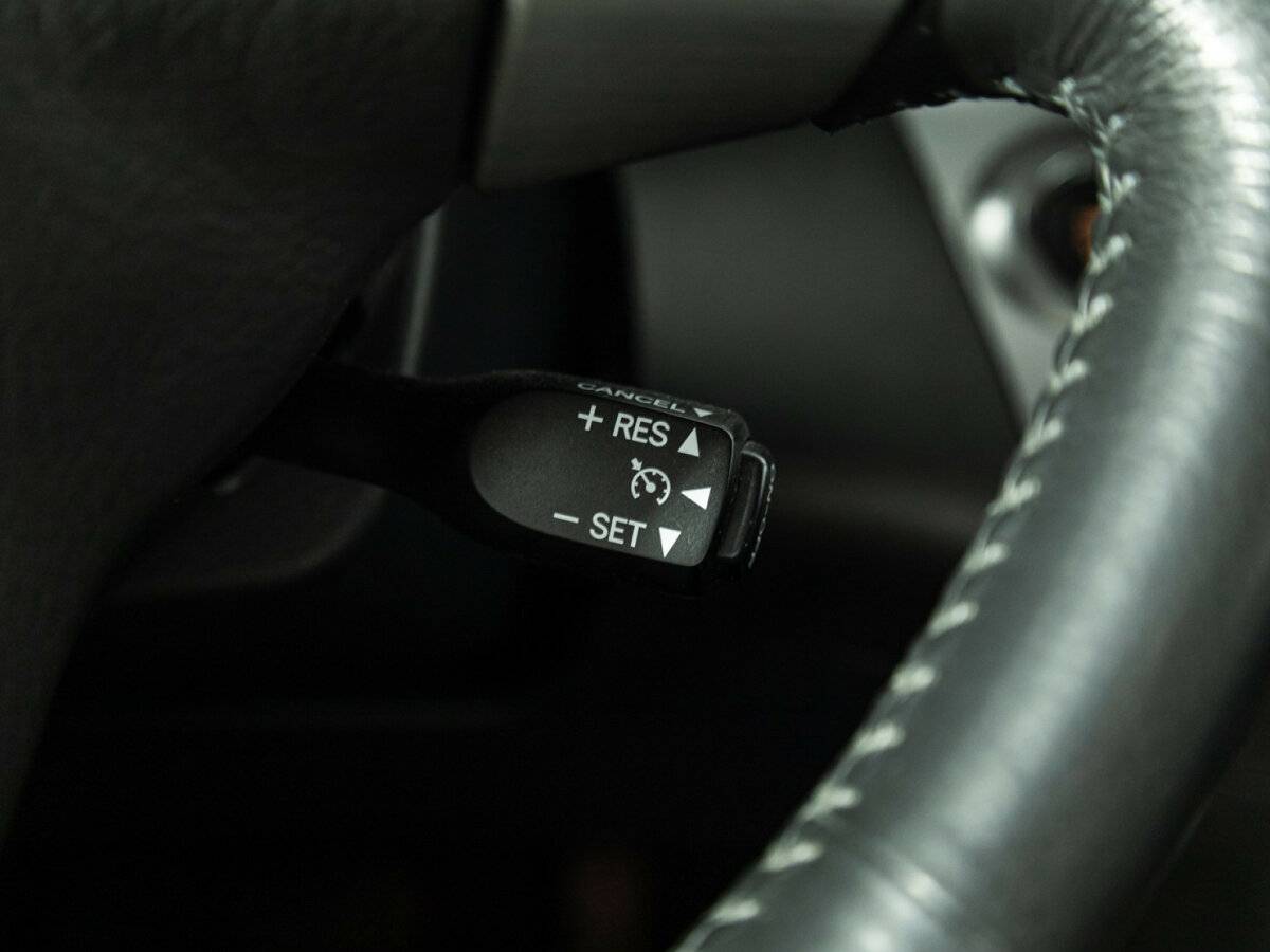 Купить Toyota RAV4 с пробегом. Фото: #18