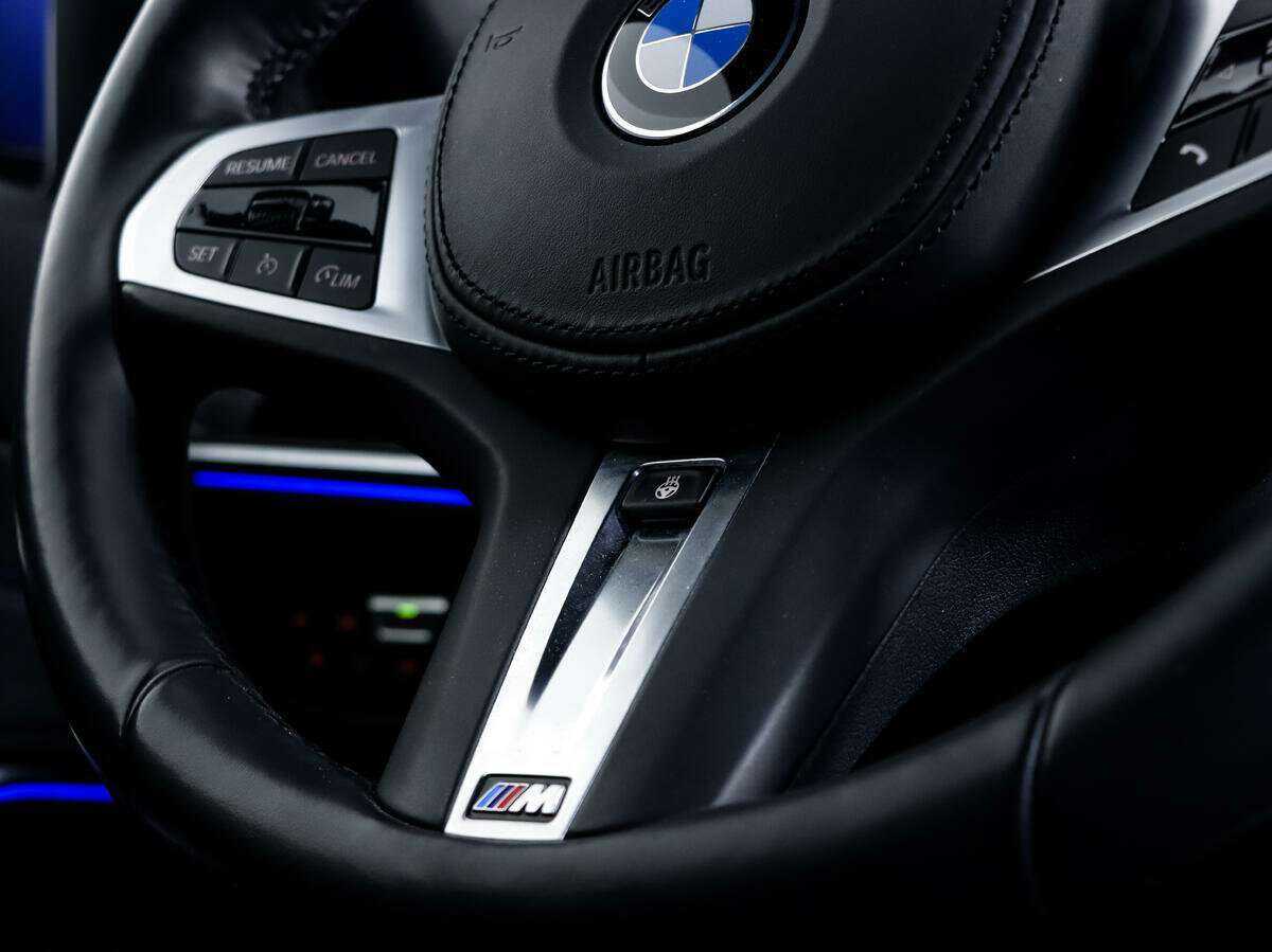 Купить BMW 3 серии с пробегом. Фото: #18