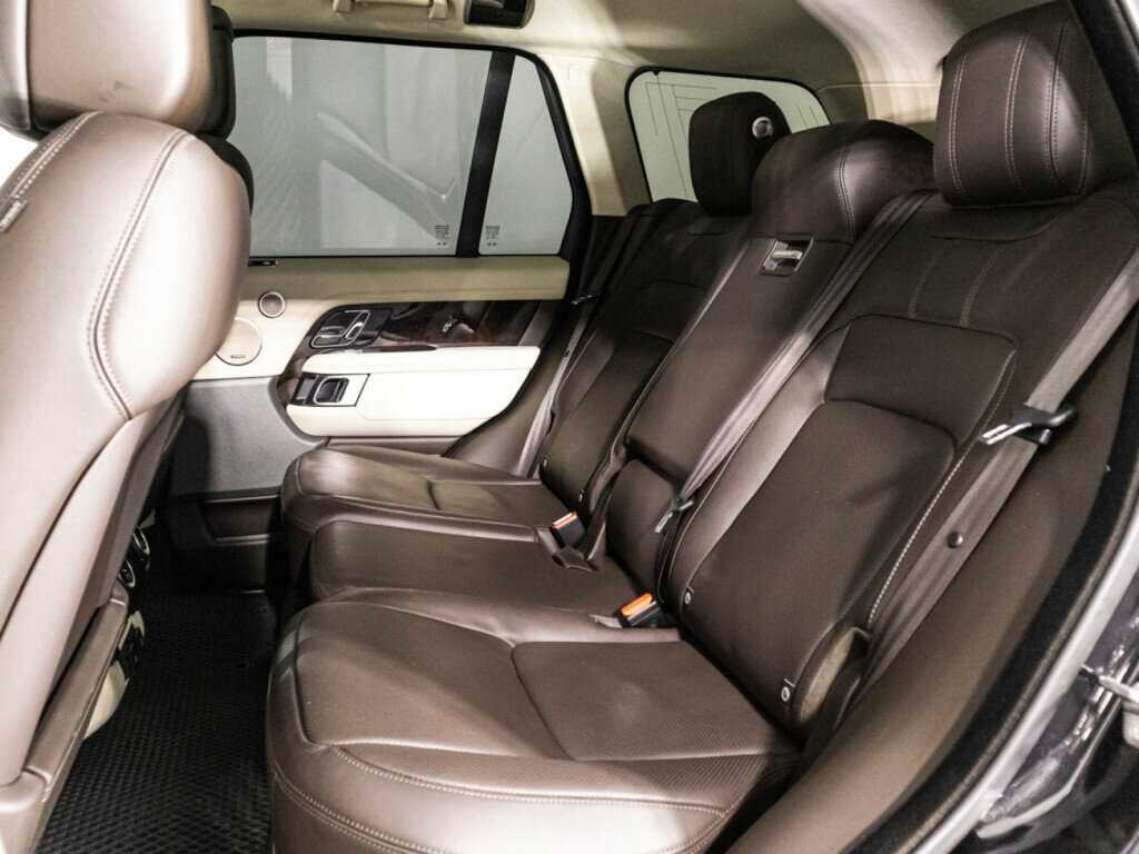 Купить Land Rover Range Rover с пробегом. Фото: #9