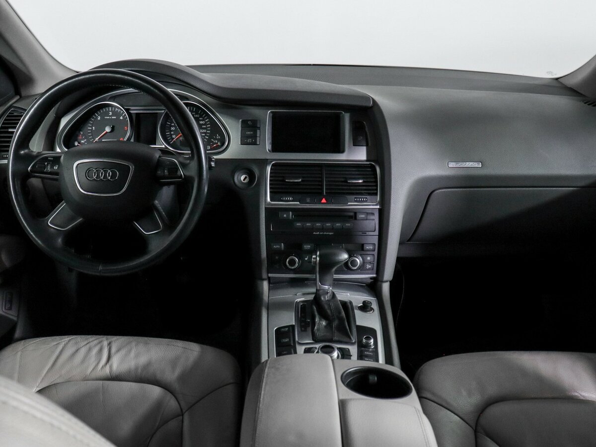 Купить Audi Q7 с пробегом. Фото: #11