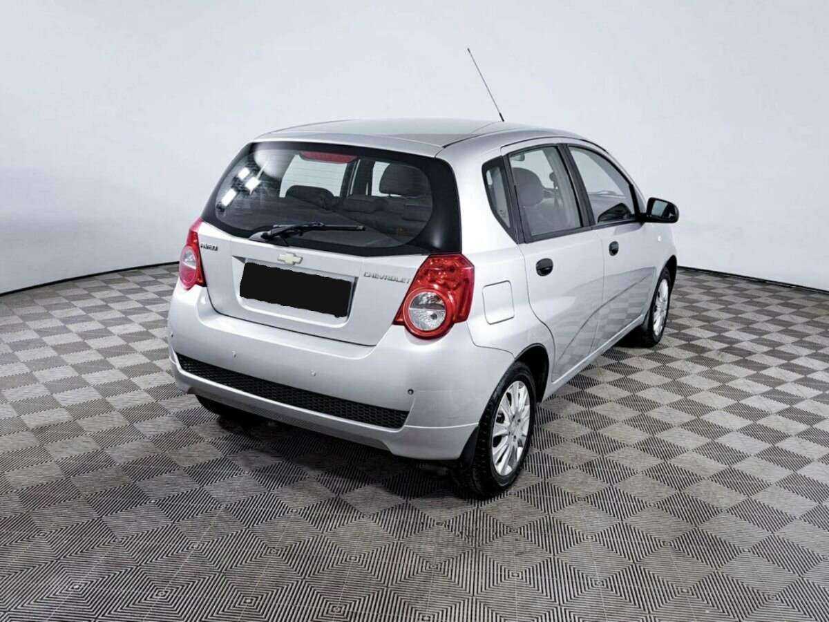 Купить Chevrolet Aveo с пробегом. Фото: #4