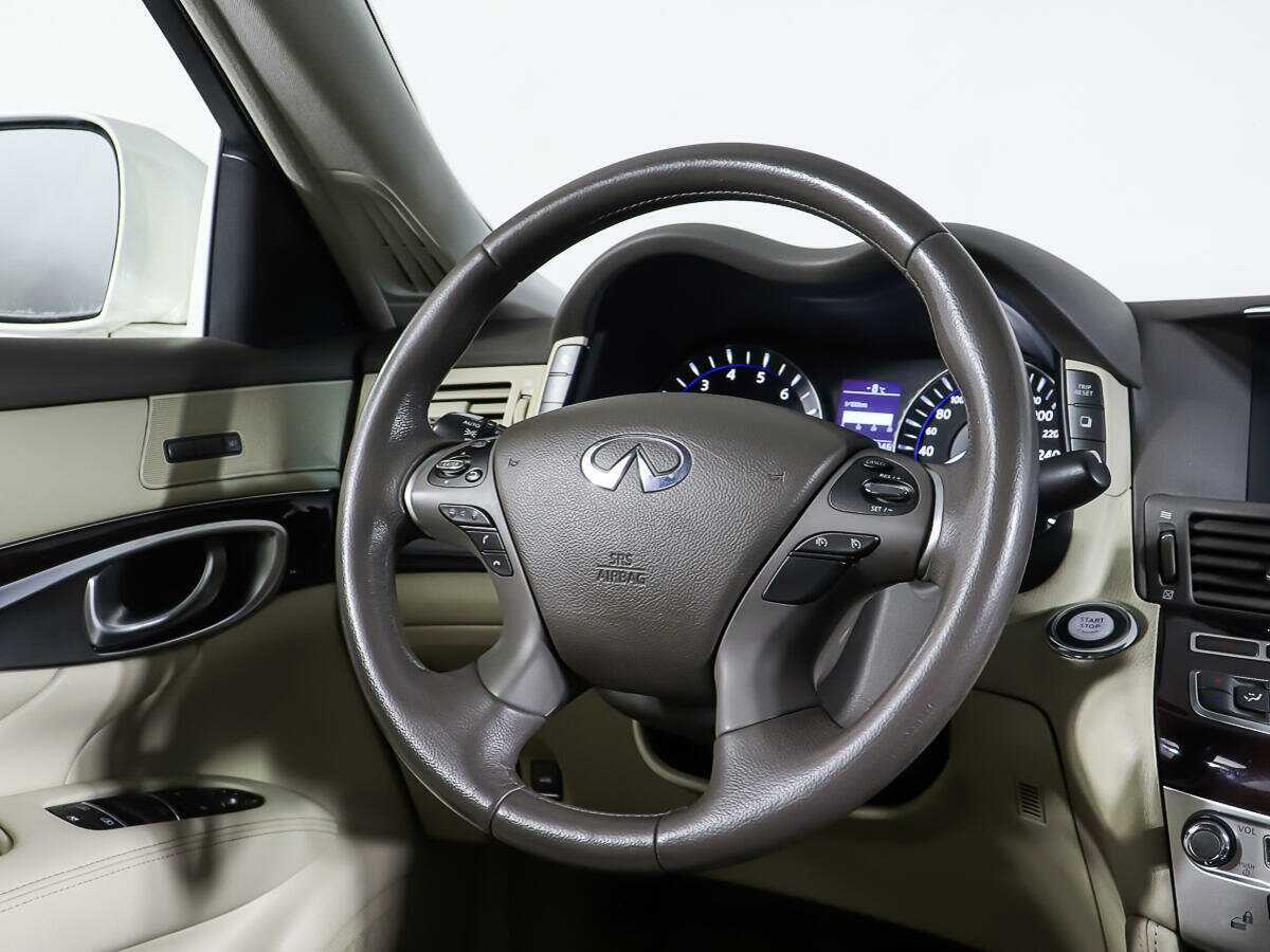 Купить Infiniti M с пробегом. Фото: #16