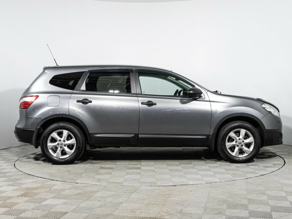 Купить Nissan Qashqai+2 с пробегом. Фото: #3