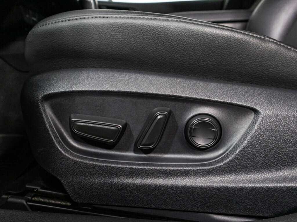 Купить Toyota Camry с пробегом. Фото: #15
