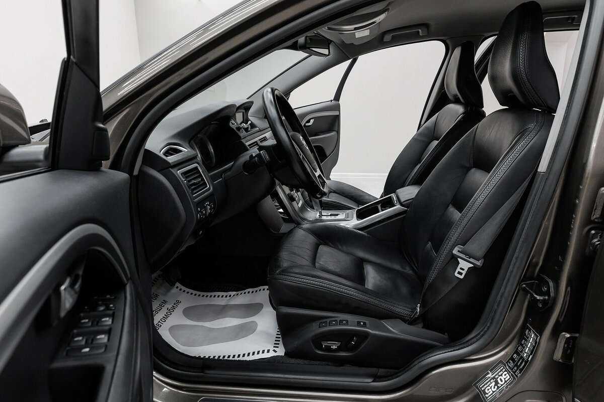 Купить Volvo XC70 с пробегом. Фото: #7