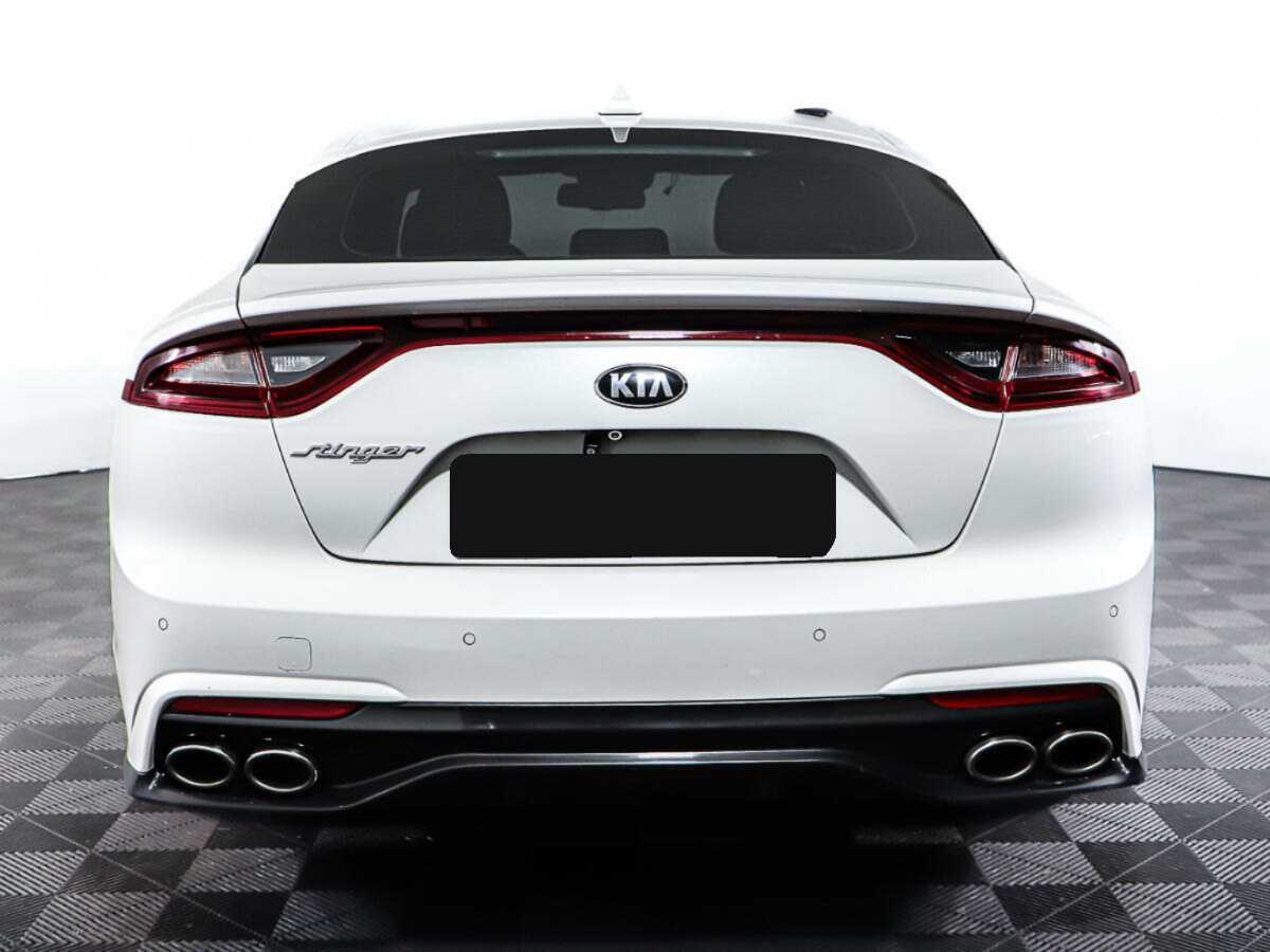 Купить Kia Stinger с пробегом. Фото: #5