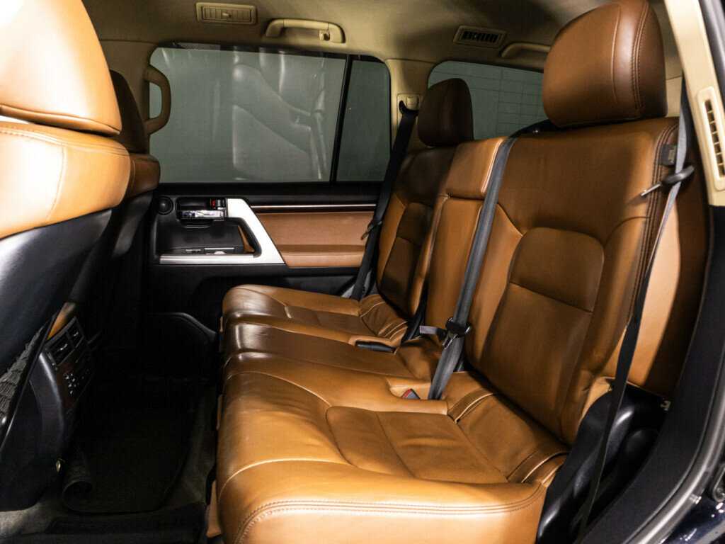 Купить Toyota Land Cruiser с пробегом. Фото: #9