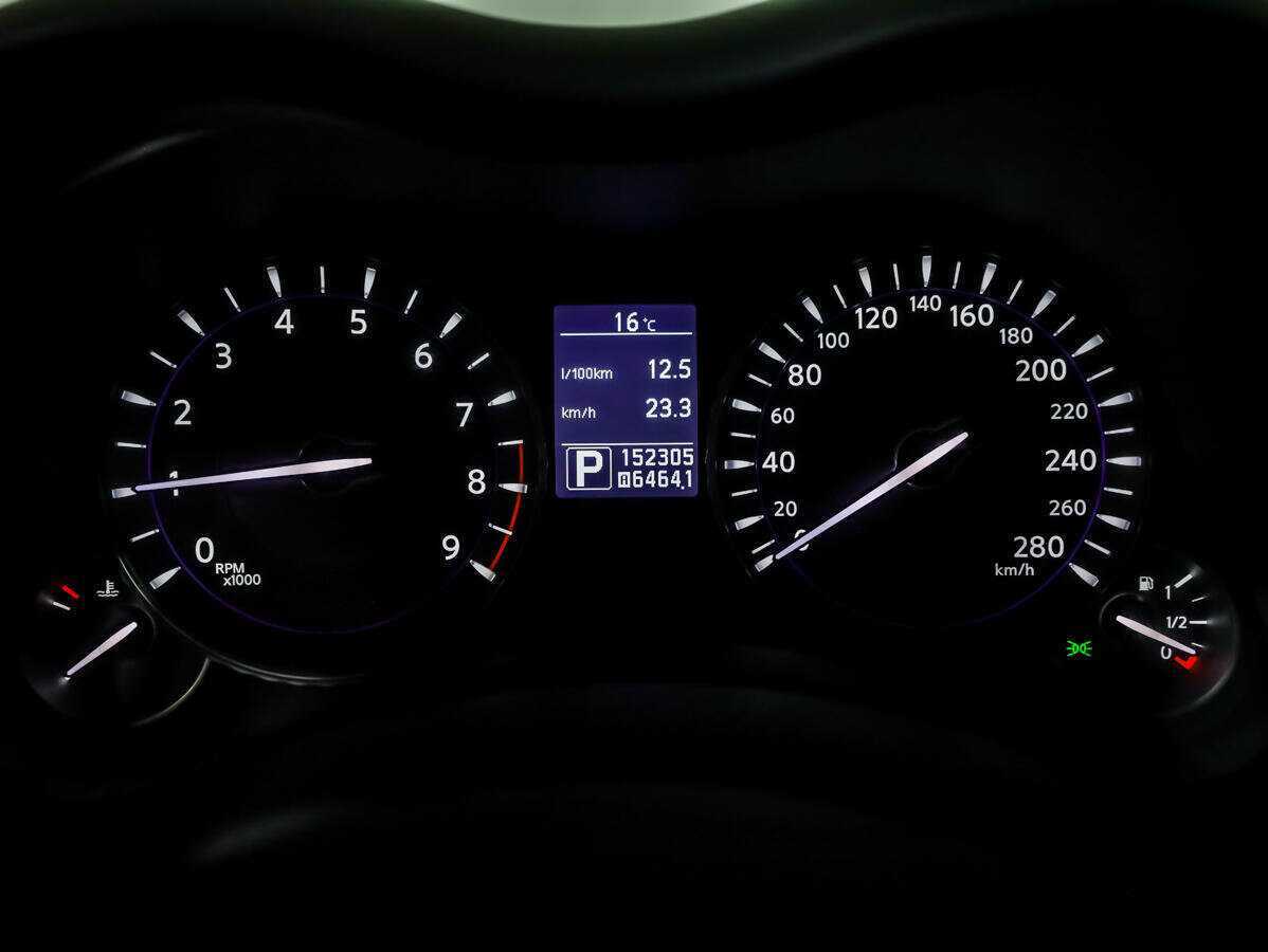 Купить Infiniti M с пробегом. Фото: #21