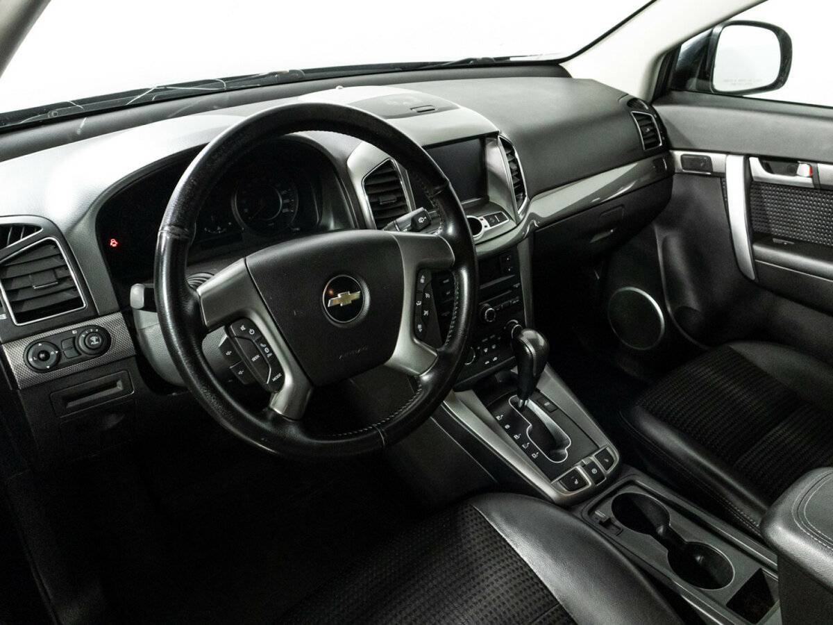 Купить Chevrolet Captiva с пробегом. Фото: #10