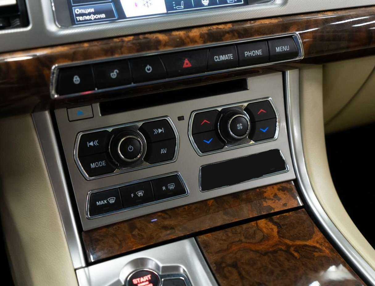 Купить Jaguar XF с пробегом. Фото: #10