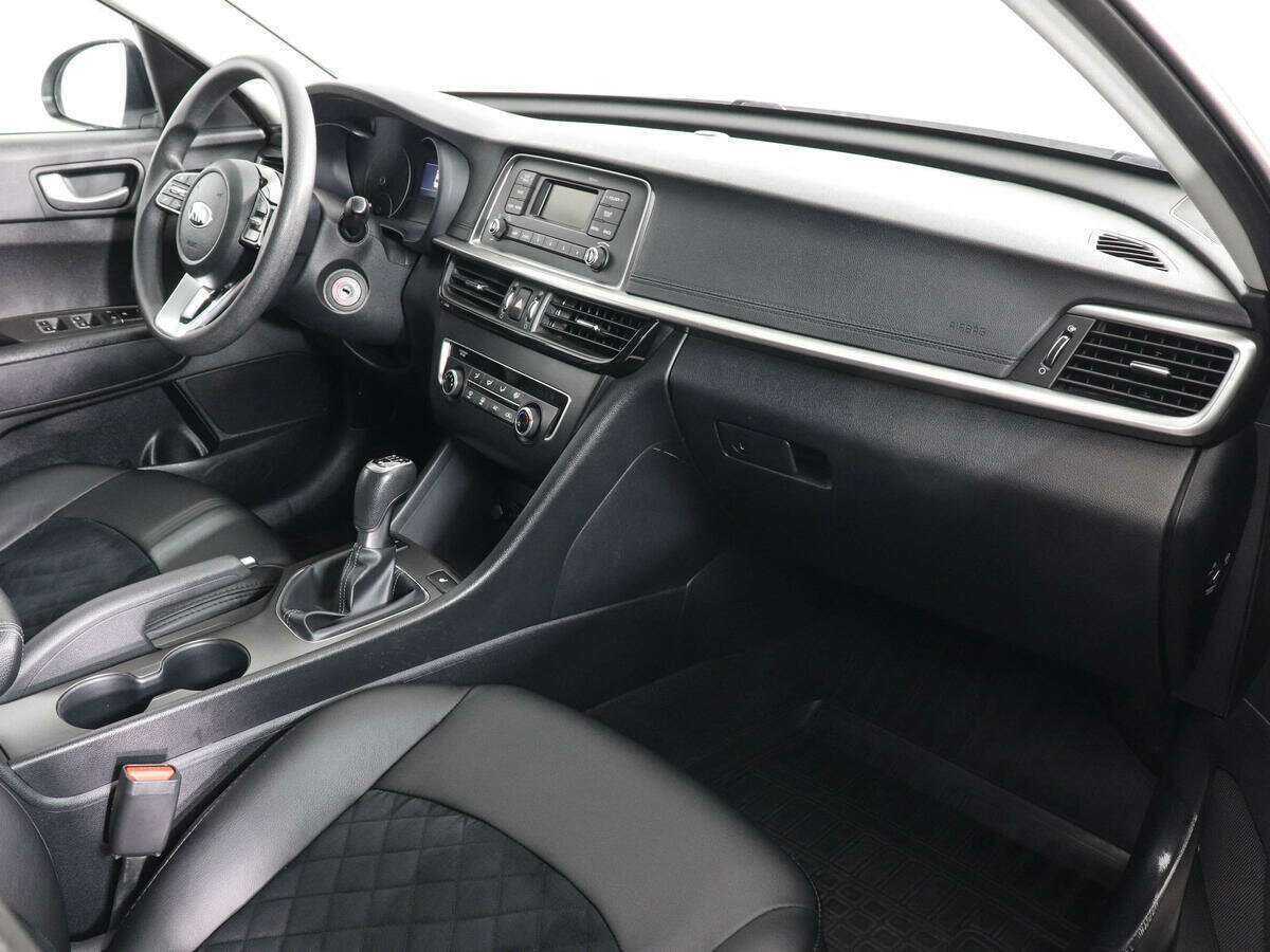 Купить Kia Optima с пробегом. Фото: #8