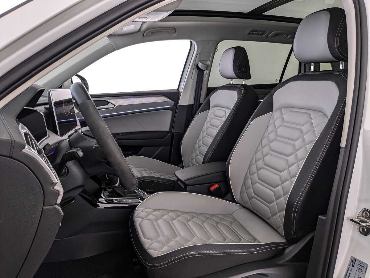 Купить Volkswagen Tayron с пробегом. Фото: #15