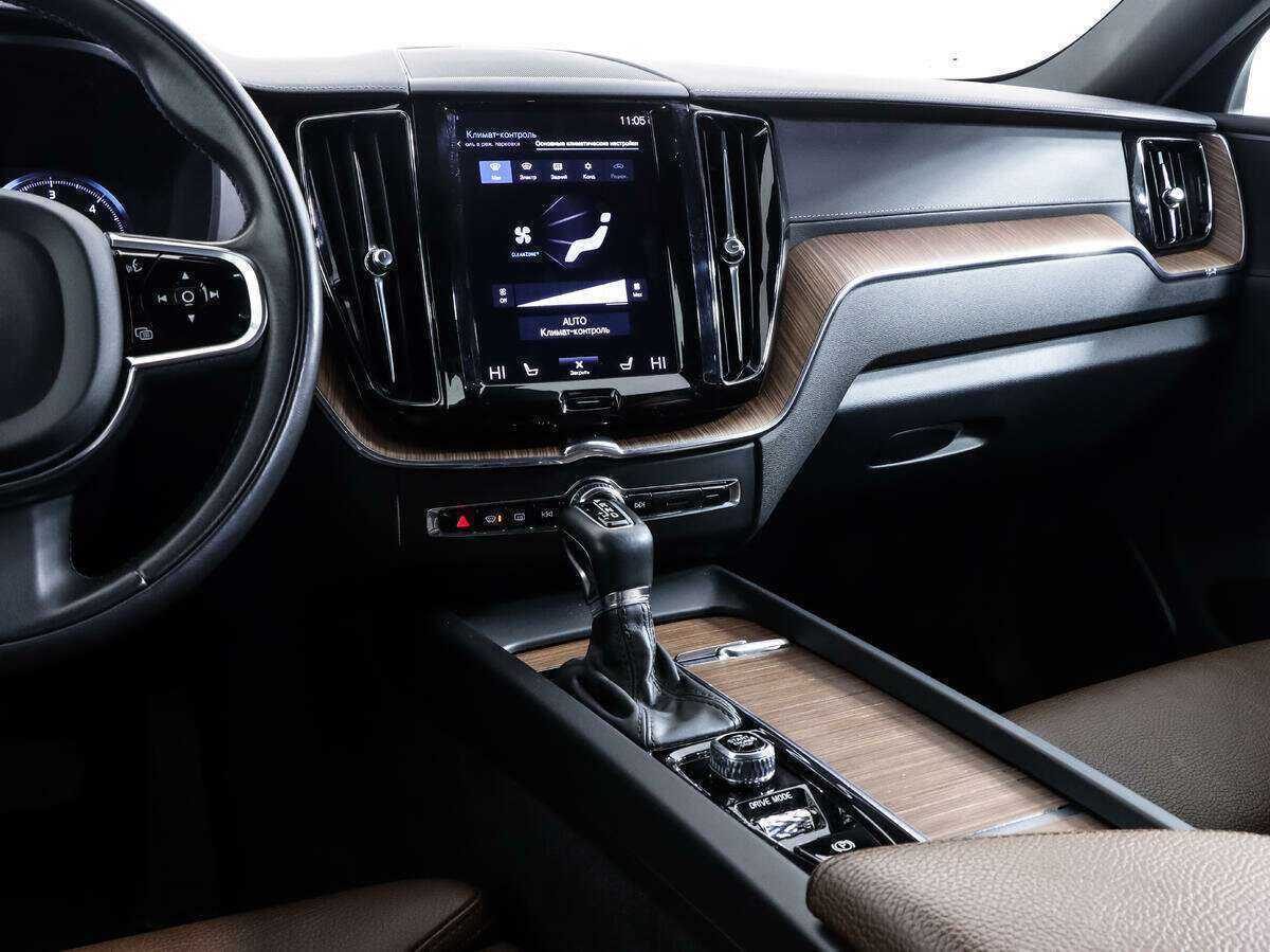 Купить Volvo XC60 с пробегом. Фото: #12