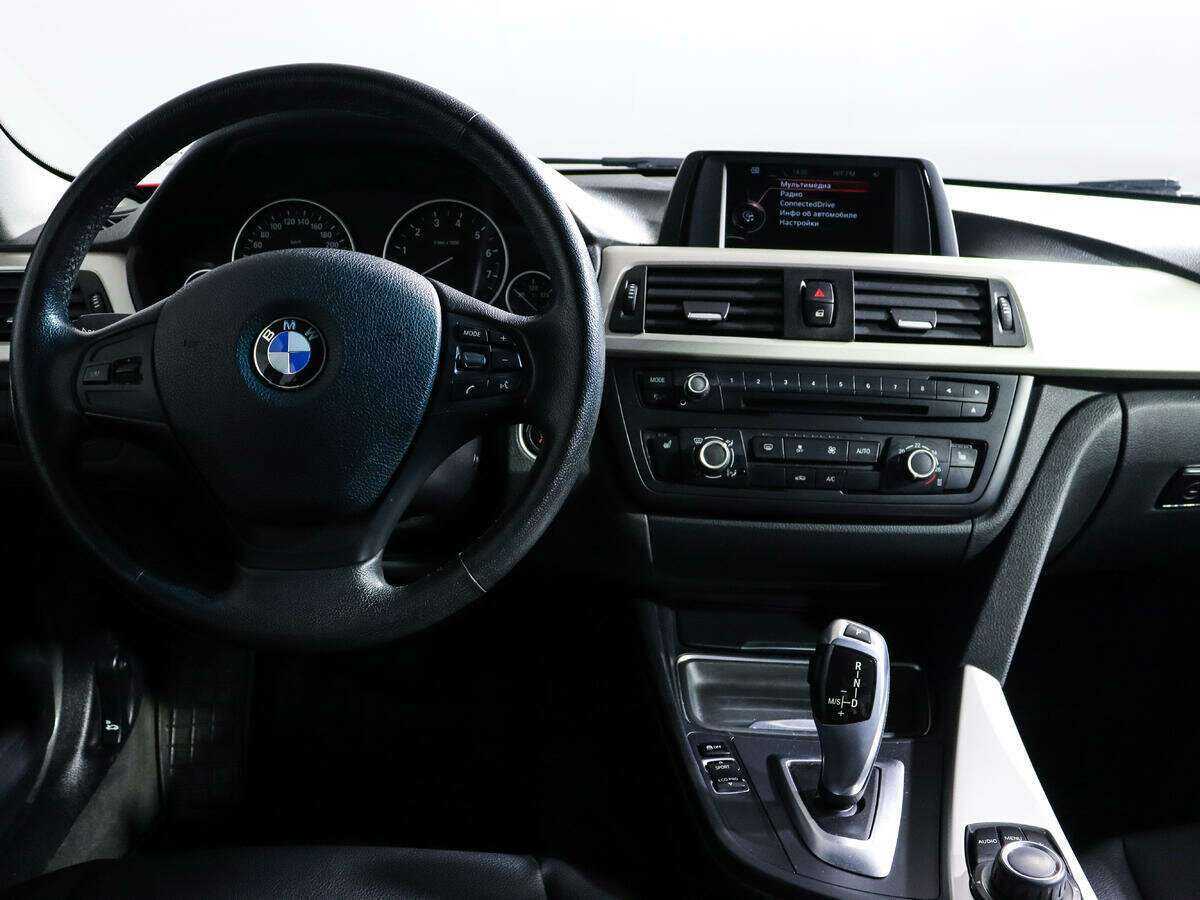 Купить BMW 3 серии с пробегом. Фото: #10