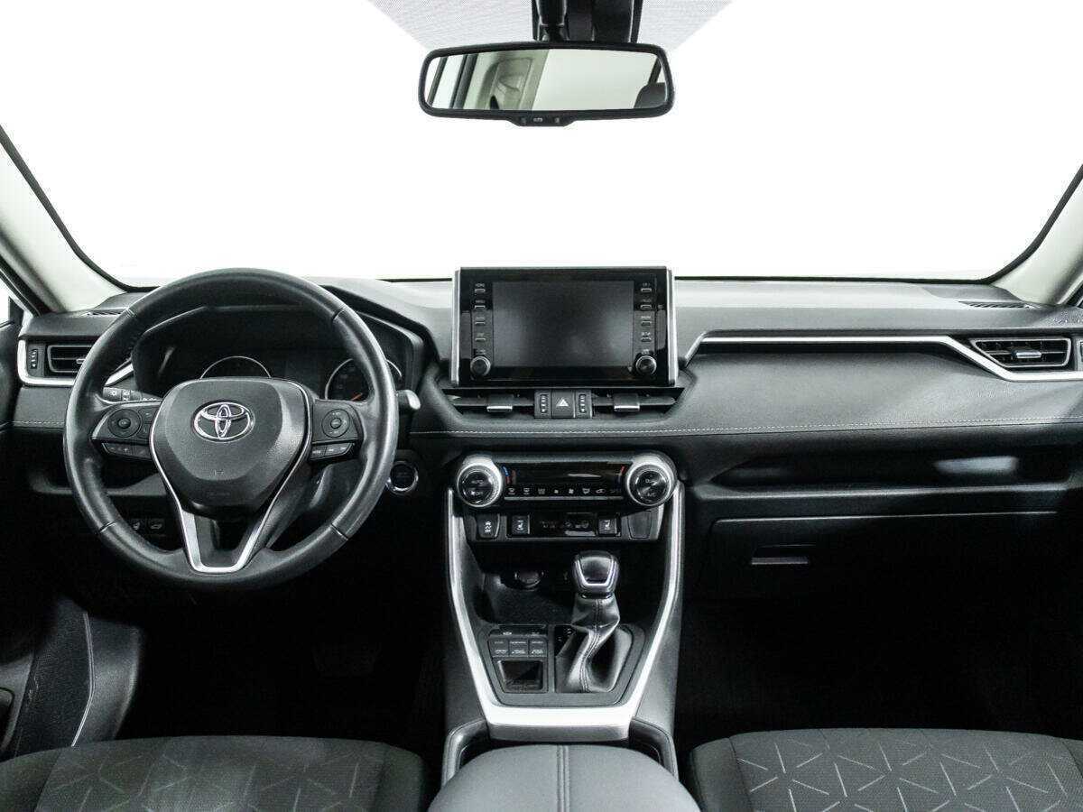 Купить Toyota RAV4 с пробегом. Фото: #12