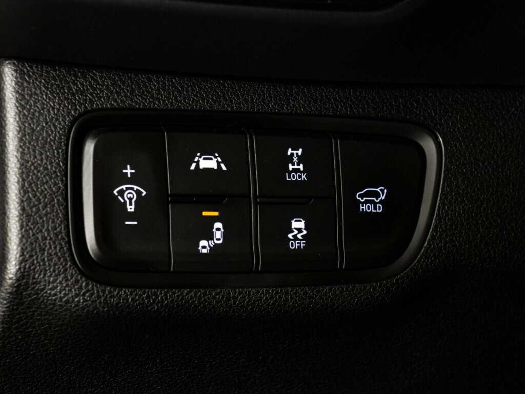 Купить Hyundai Santa Fe с пробегом. Фото: #18